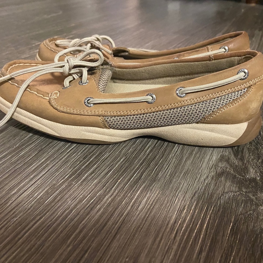 Sperry Women's Tan Boat Shoes | Size 6